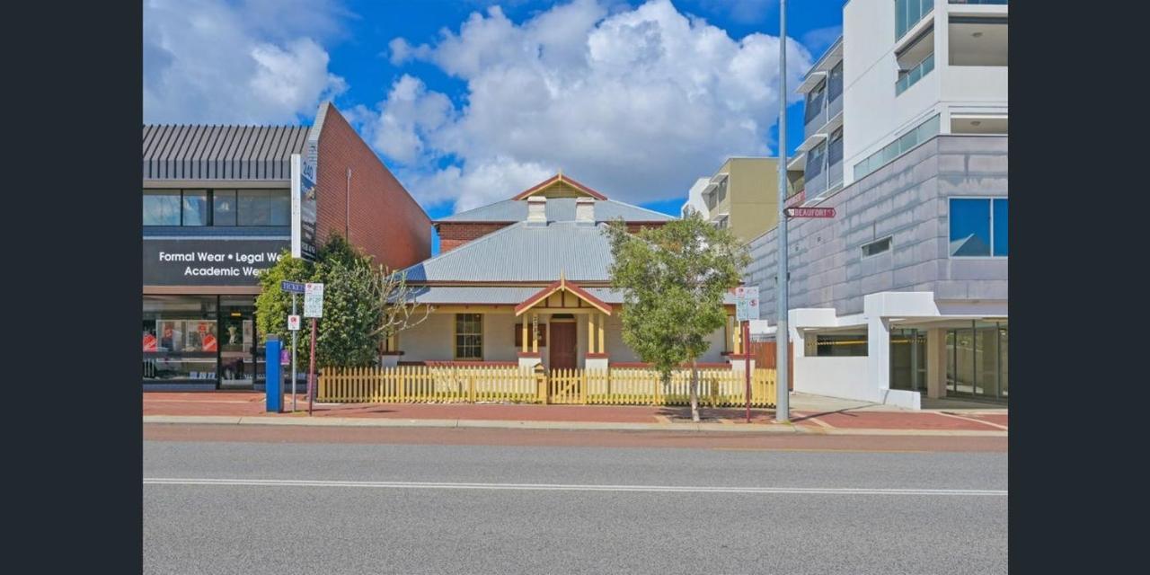 הוסטל Emu Backpackers Perth - Note - Valid Passport Required For Check In מראה חיצוני תמונה